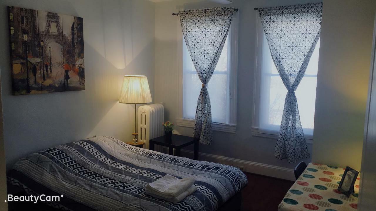 Comfort & Charm In The Johns Hopkins Uni ボルティモア エクステリア 写真